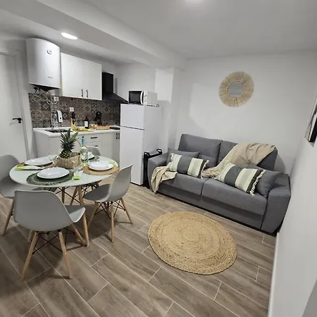 Suites Alameda Centro Levante Benidorm Buitenkant foto